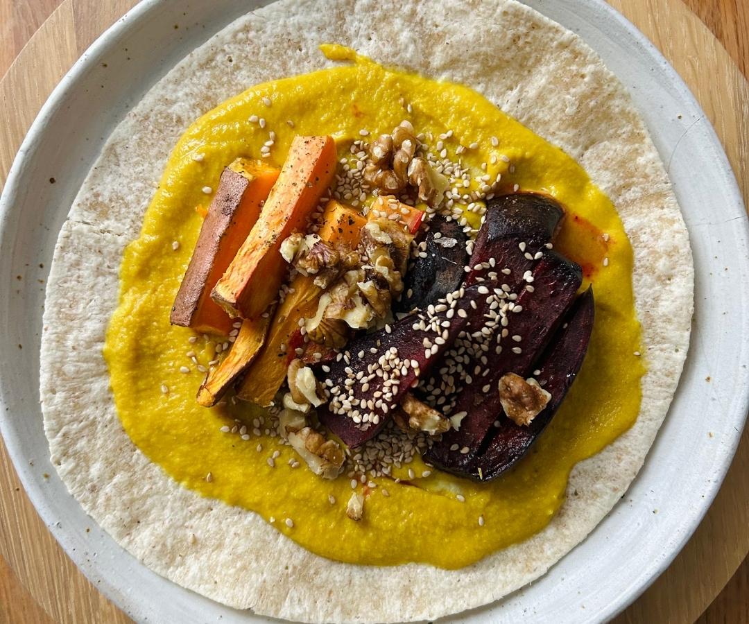 Kurkuma Hummus Wrap